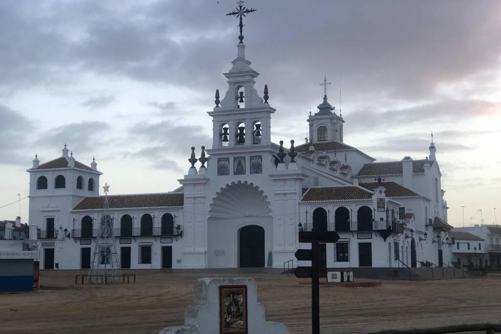 Casa Luz Del Rocio Refugio Con Alma A 8 Minutos De La Ermita El Rocío Exterior foto